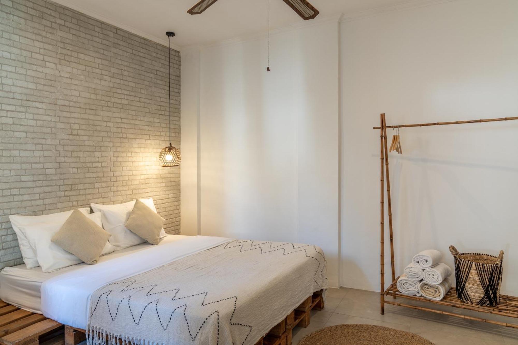 Casa De Lupe 5 Bedroom Villa In Kerobokan Семиньяк Экстерьер фото