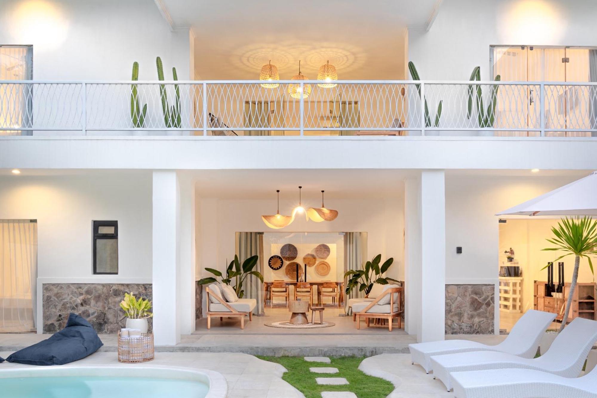 Casa De Lupe 5 Bedroom Villa In Kerobokan Семиньяк Экстерьер фото