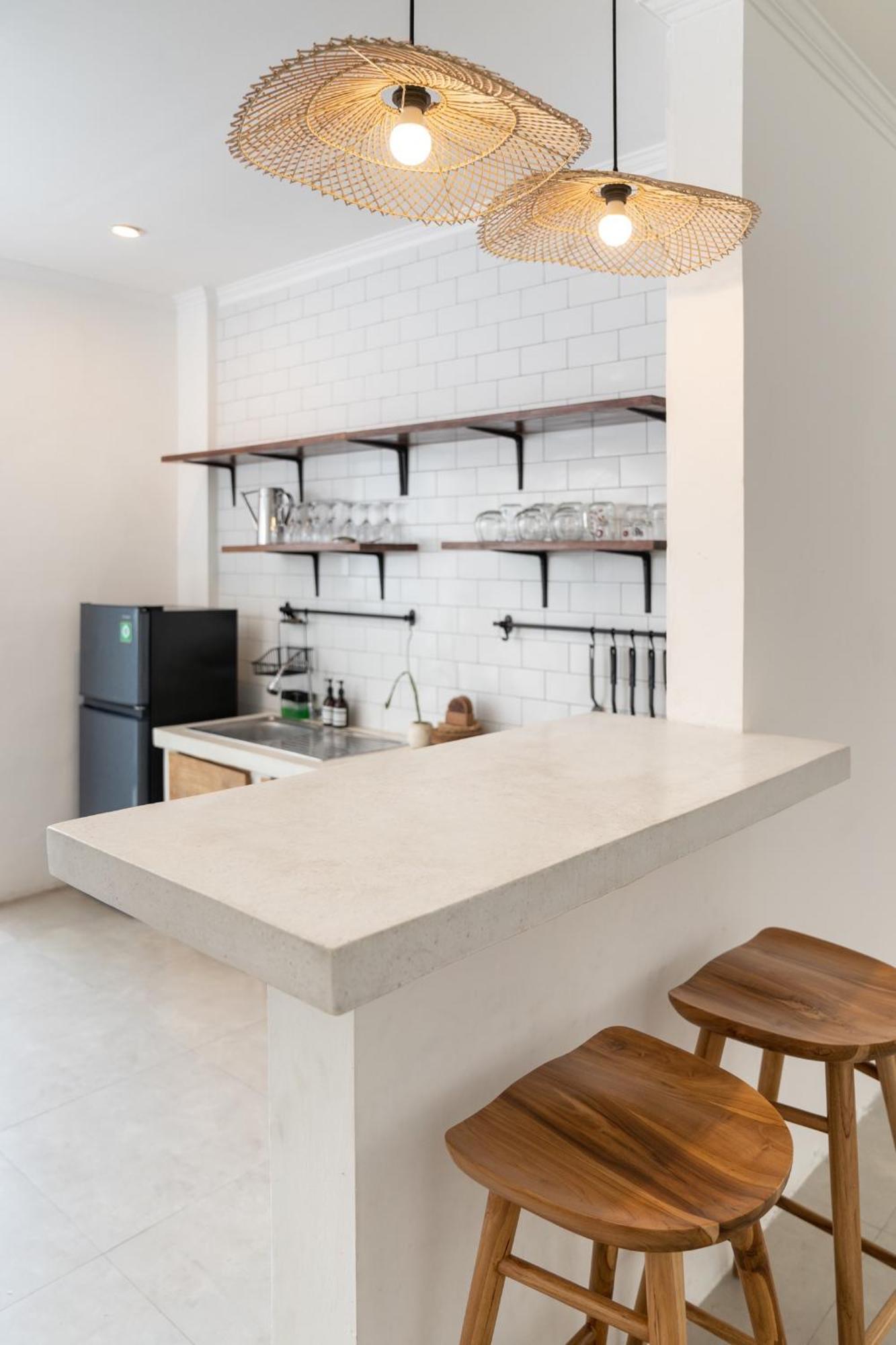 Casa De Lupe 5 Bedroom Villa In Kerobokan Семиньяк Экстерьер фото
